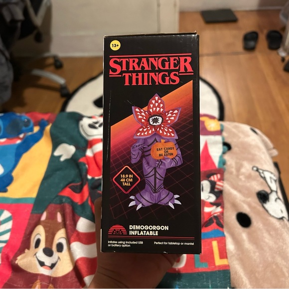 Stranger Things Demogorgon Inflatable (18.9 in) - Picture 3 of 5